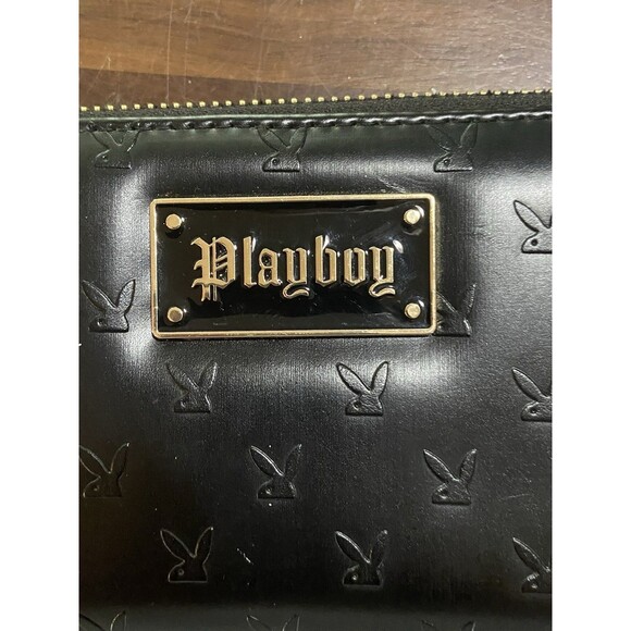 Black Faux Leather Embossed Playboy Wallet with Gold Plate Logo And PB Charm - Picture 2 of 14